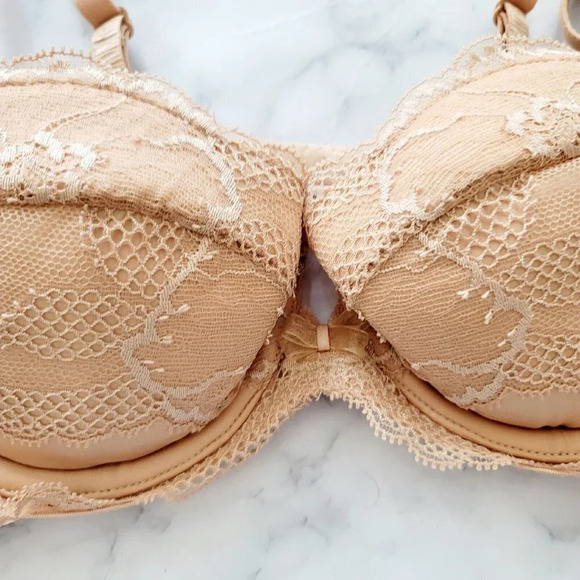 Wacoal Lingerie Vision Padded Push Up Underwire Lace 112003 Nude Pinup Bra 32D - Picture 3 of 8